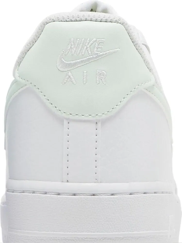 Кроссовки Nike Wmns Air Force 1 '07 Next Nature 'White Barely Green' — изображение 7 из 8, белый