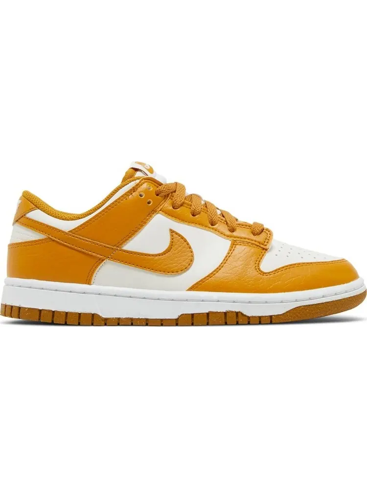 Кроссовки Nike Wmns Dunk Low Next Nature 'Gold Phantom' — изображение 1 из 8, коричневый