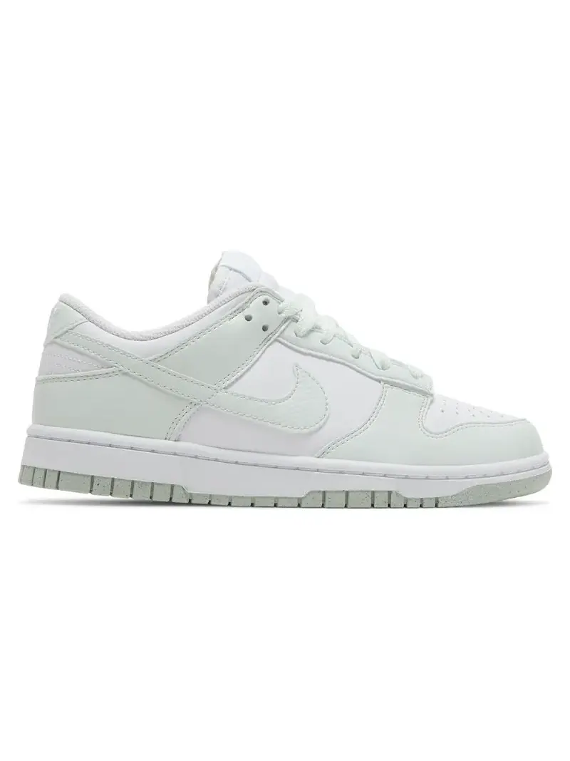 Кроссовки Nike Wmns Dunk Low Next Nature 'White Mint' — изображение 1 из 6, зеленый