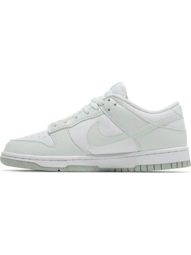 Кроссовки Nike Wmns Dunk Low Next Nature 'White Mint' — изображение 2 из 6, зеленый