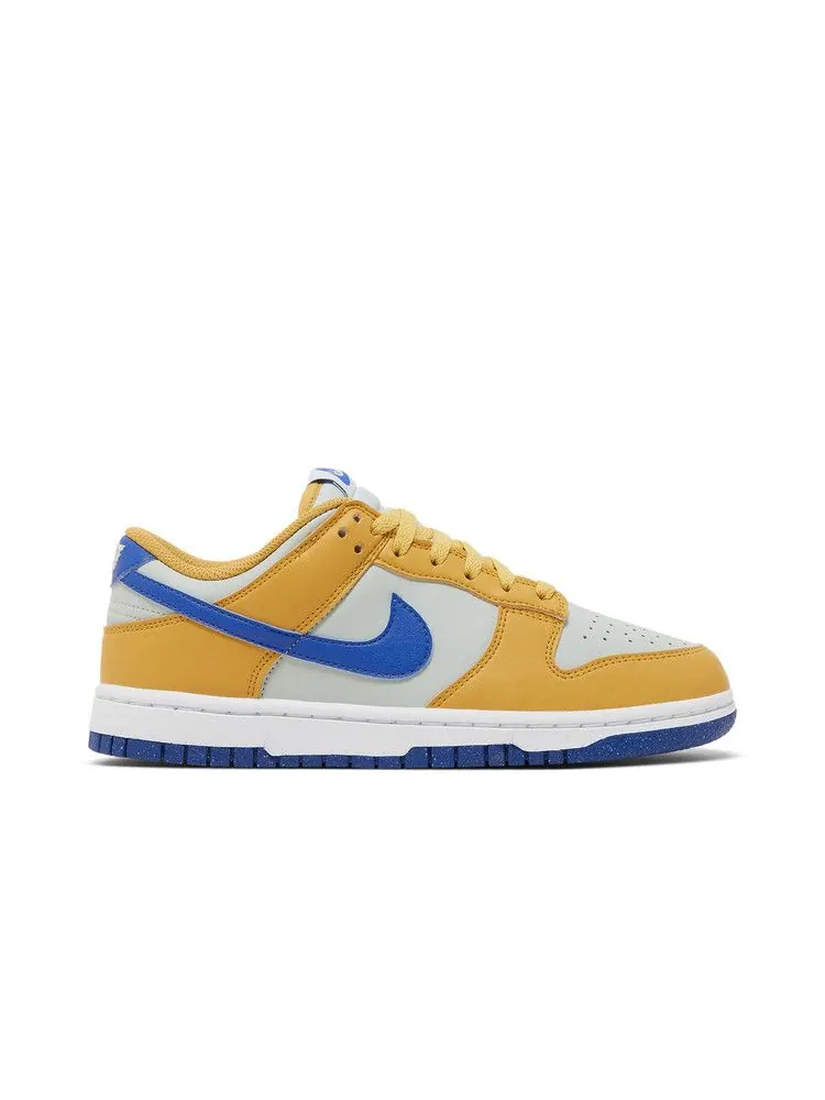 Кроссовки Nike Wmns Dunk Low Next Nature 'Wheat Gold Royal' — изображение 2 из 9
