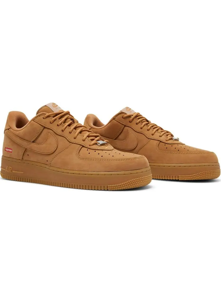Кроссовки Nike Supreme x Air Force 1 Low SP 'Wheat' — изображение 8 из 8, загар