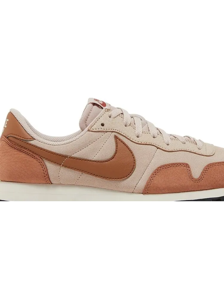 Кроссовки Nike Air Pegasus 83 'Mineral Clay' — изображение 2 из 8, бежевый