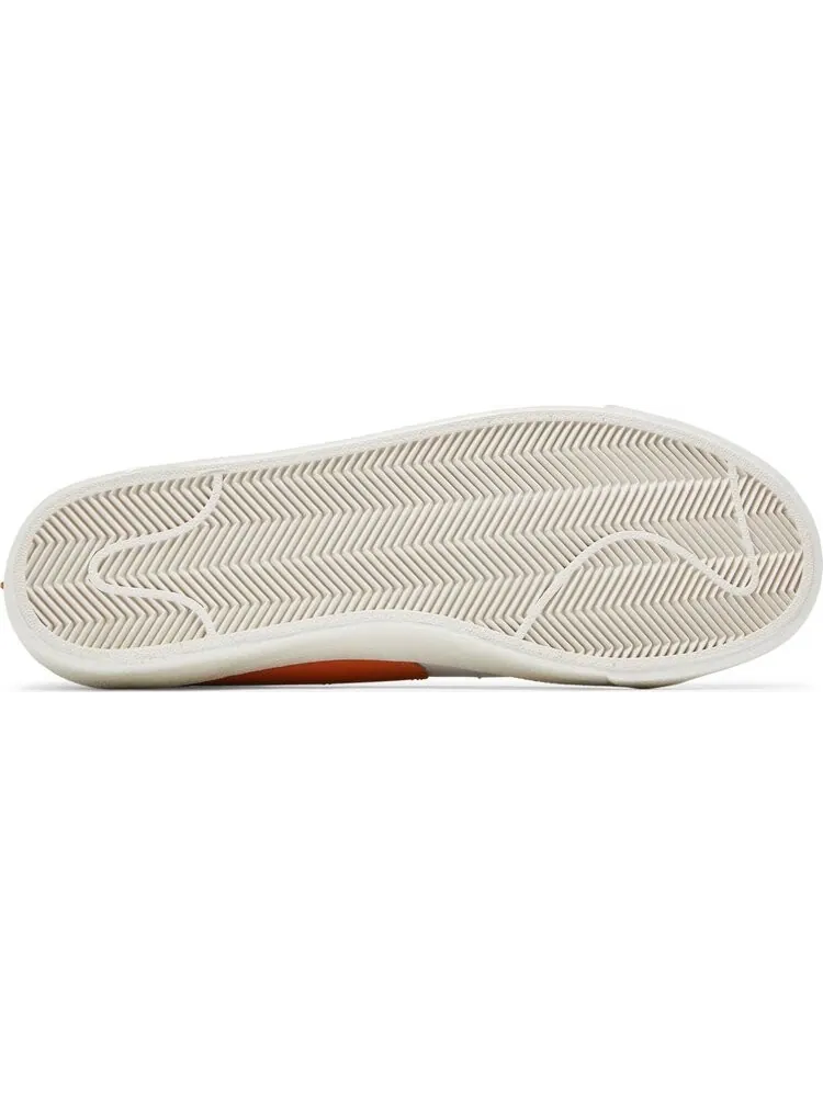 Кроссовки Nike Blazer Low '77 Jumbo 'White Alpha Orange' — изображение 4 из 8, белый