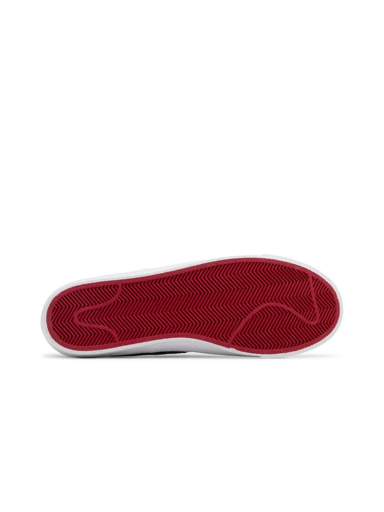 Кроссовки Nike Zoom Blazer Low Pro GT Premium SB 'Black Varsity Red' — изображение 5 из 9, черный/красный//черный
