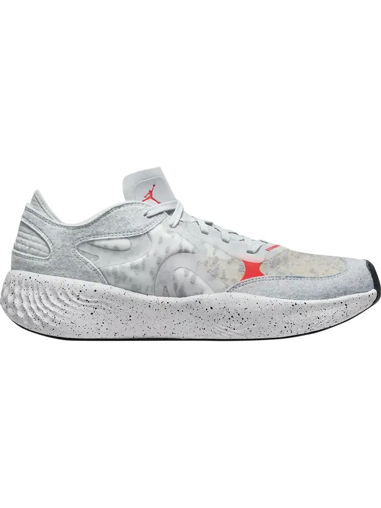 Кроссовки Jordan Delta 3 Low Platinum Infrared — изображение 1 из 1, серый