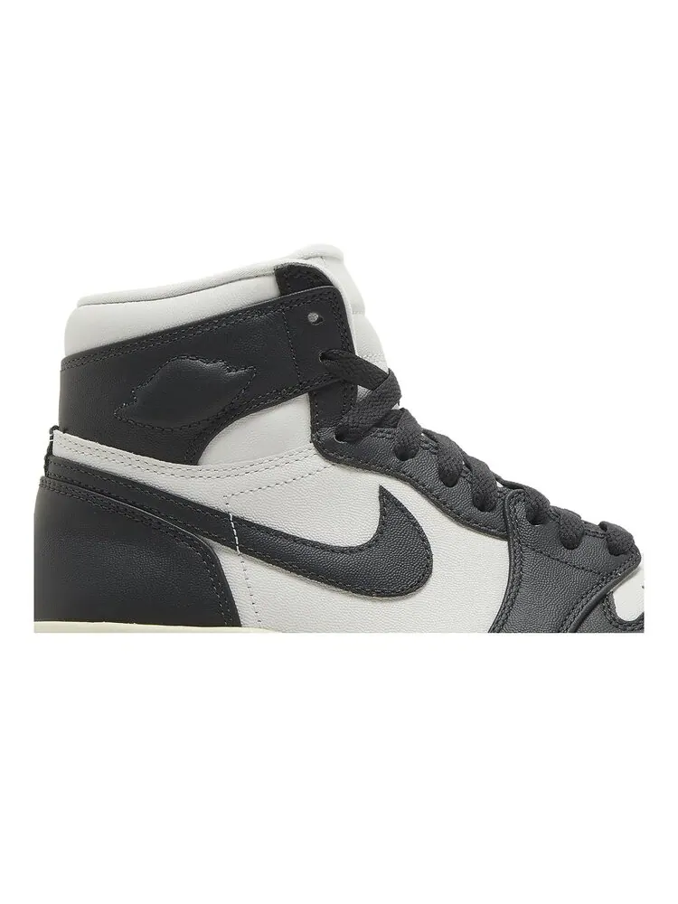 Кроссовки Air Jordan Wmns Air Jordan 1 Elevate High — изображение 2 из 4, белый