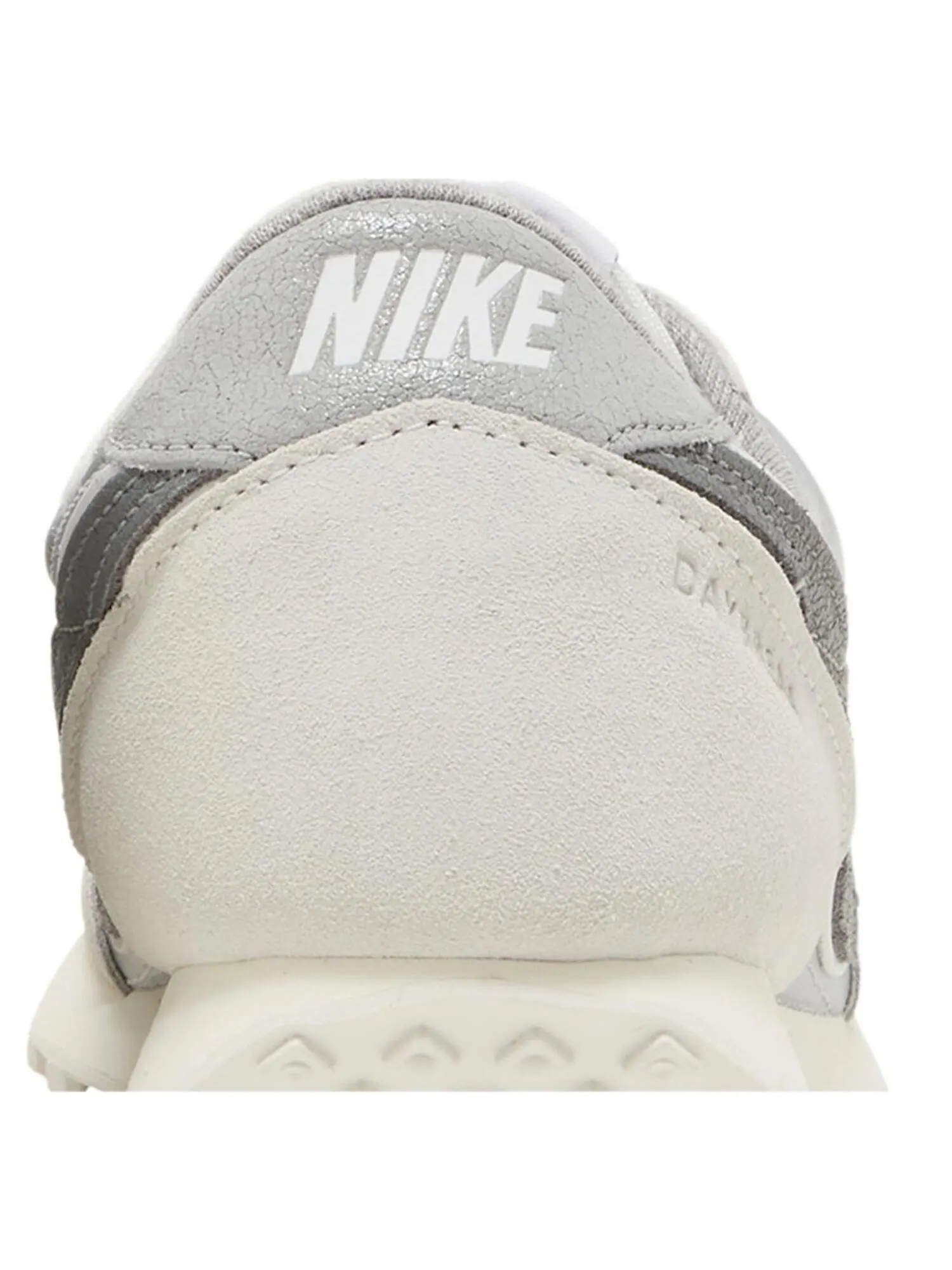 Кроссовки Nike Wmns Daybreak SE 'Light Smoke Grey' — изображение 7 из 8, серый