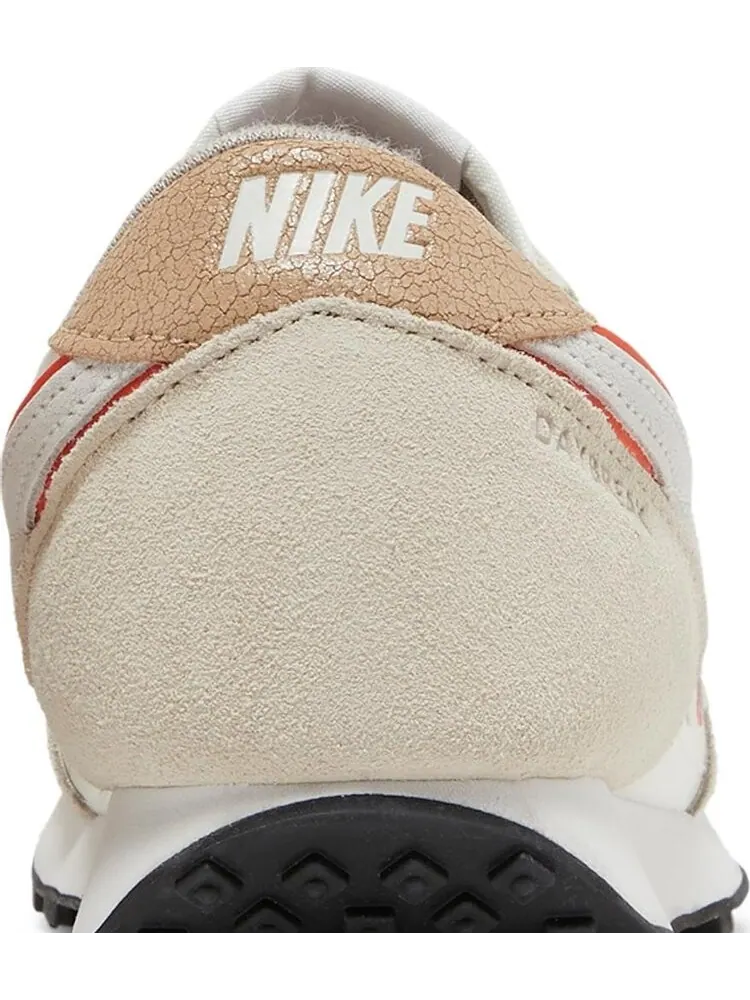 Кроссовки Nike Wmns DBreak-Type SE 'Sail Rush Orange' — изображение 7 из 8, белый