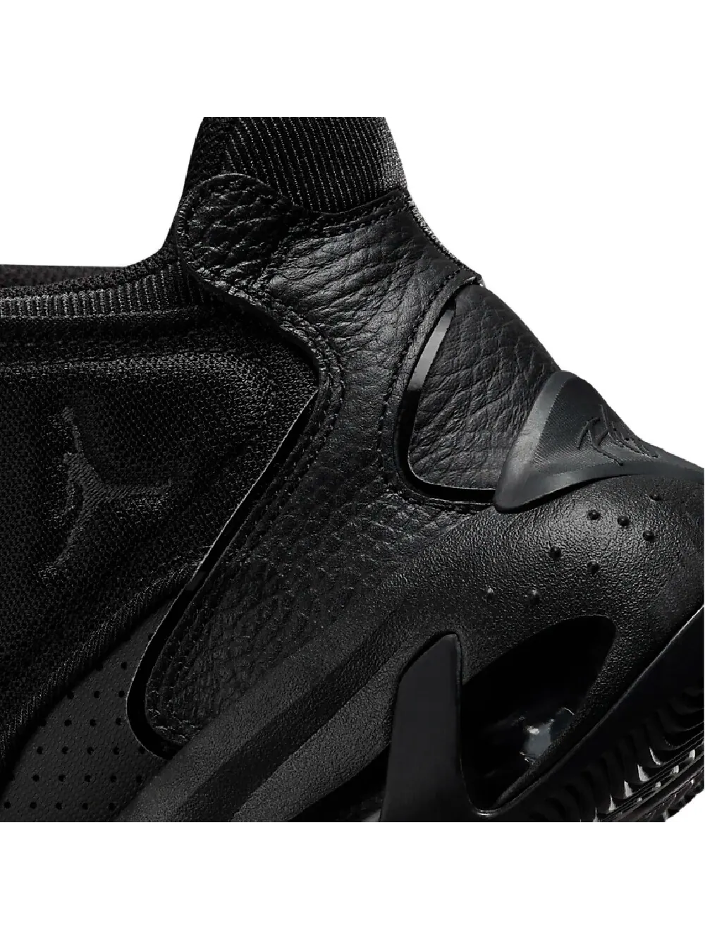 Кроссовки Nike Air Jordan Max Aura 4 — изображение 8 из 8, черный
