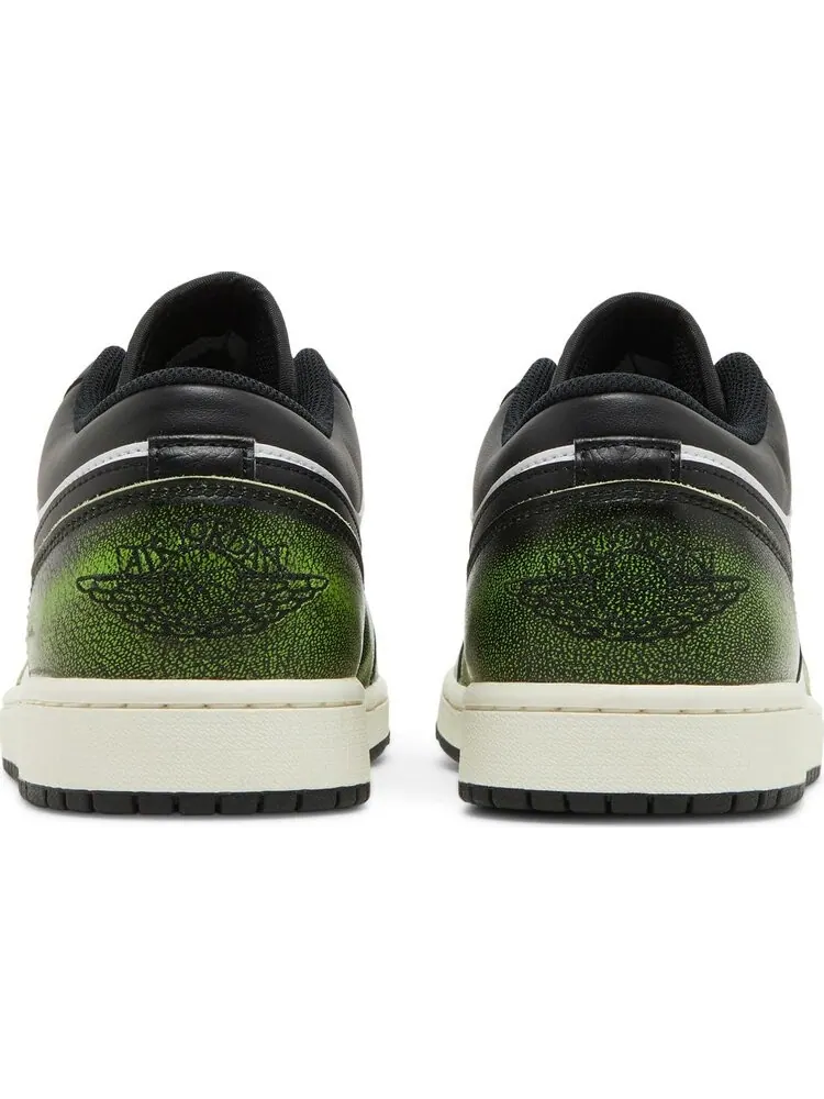 Кроссовки Air Jordan 1 Low SE Wear-Away - Electric Green — изображение 6 из 8, белый