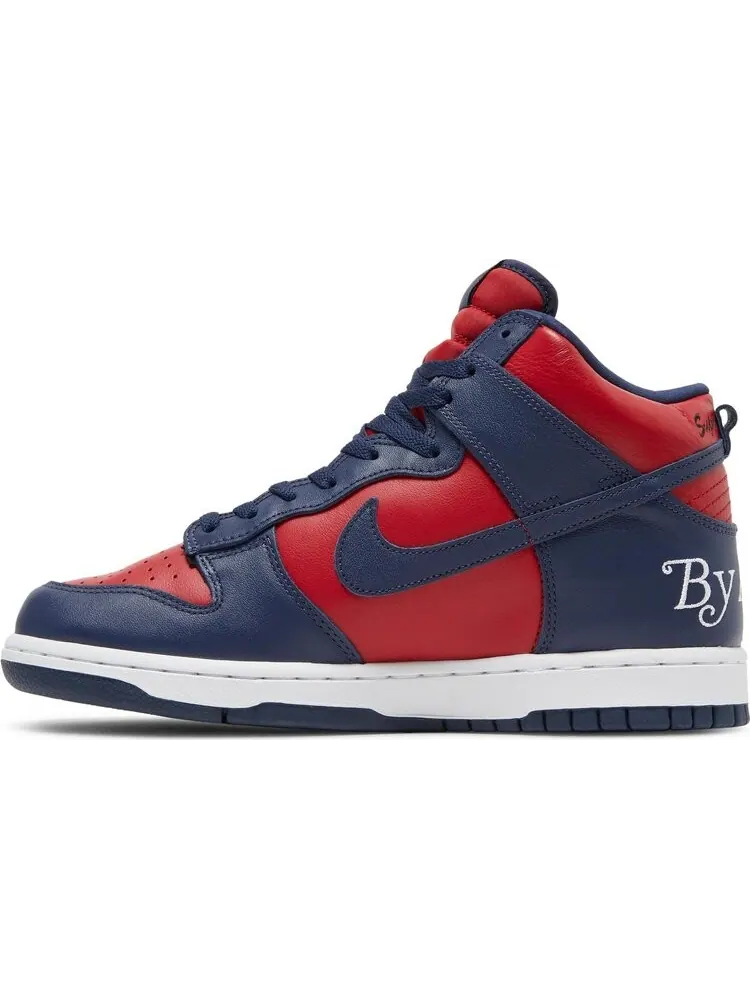 Кроссовки Nike Supreme x Dunk High SB 'By Any Means - Red Navy' — изображение 3 из 8, красный