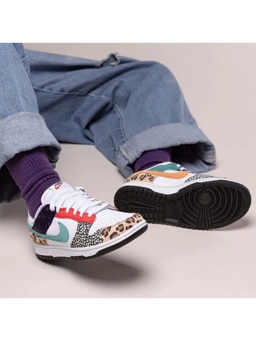 Кроссовки Nike Wmns Dunk Low SE 'Safari Mix' — изображение 9 из 11, белый