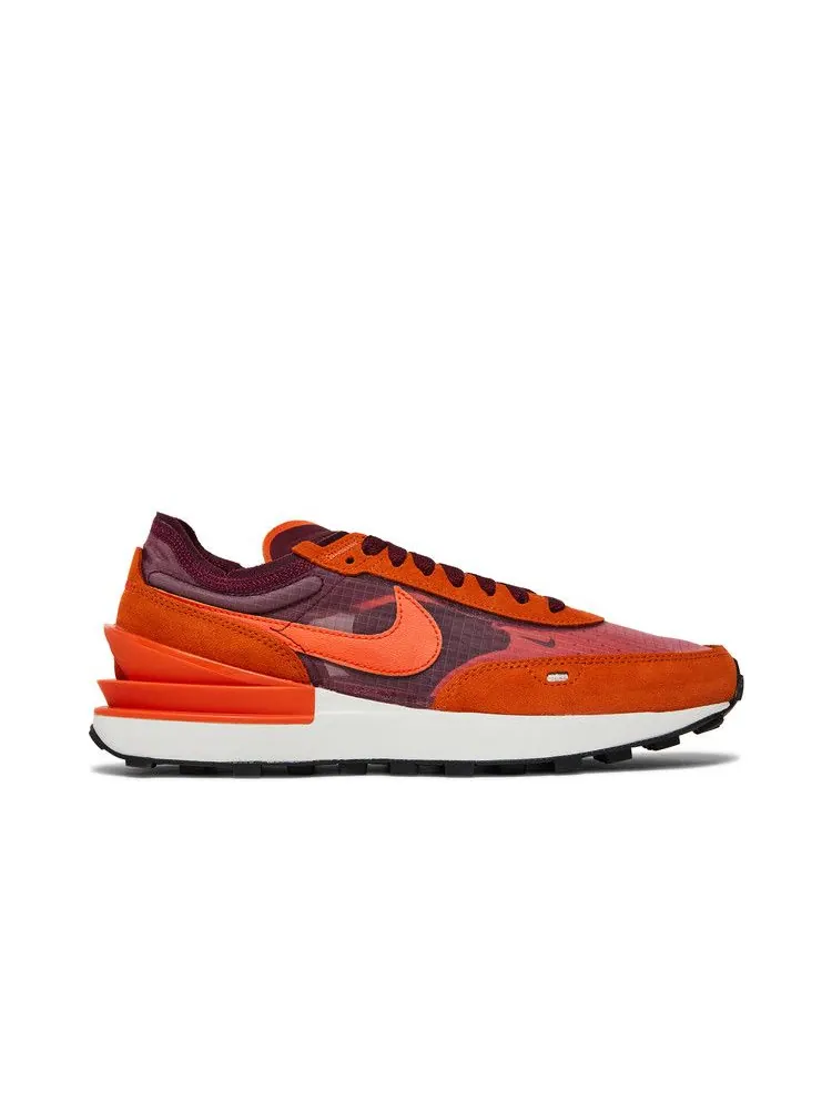 Кроссовки Nike Wmns Waffle One 'Dark Beetroot Sport Spice' — изображение 2 из 9, темный//черный/оранжевый