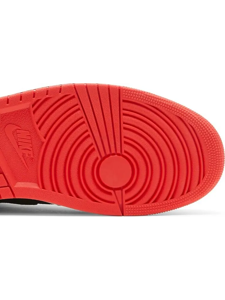 Кроссовки Air Jordan 1 Mid SE SiEMPRE Familia — изображение 5 из 8, черный