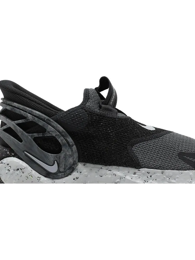 Кроссовки Nike Glide FlyEase 'Mercury Grey' — изображение 2 из 8, серый