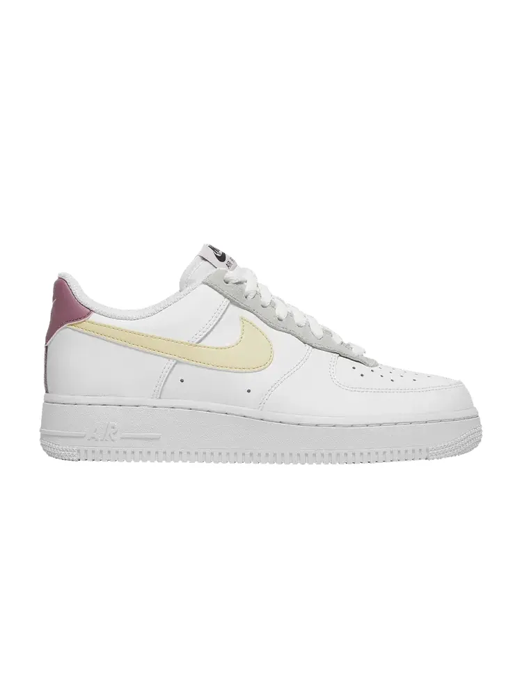 Кроссовки Nike Wmns Air Force 1 '07 Essential 'White Lemon Drop' — изображение 1 из 9, белый//розовый