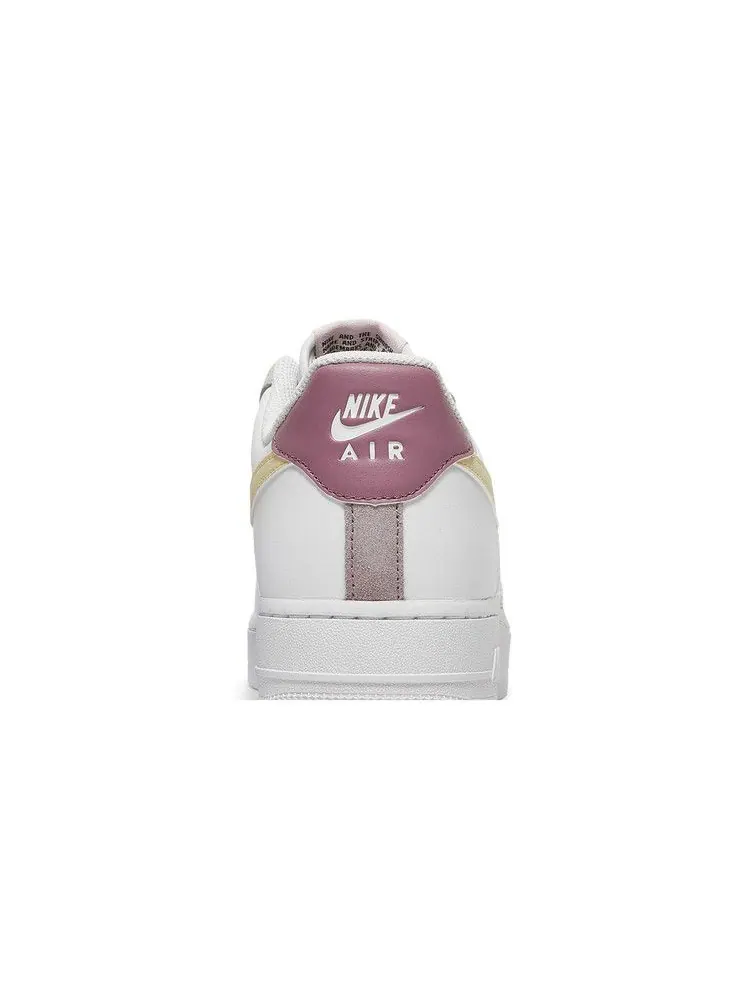 Кроссовки Nike Wmns Air Force 1 '07 Essential 'White Lemon Drop' — изображение 8 из 9, белый//розовый