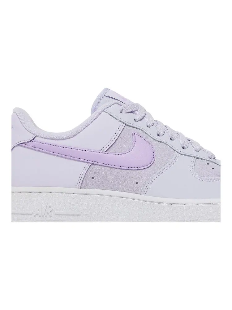 Кроссовки Nike Wmns Air Force 1 '07 Essential 'Pure Violet' — изображение 3 из 9, фиолетовый//белый