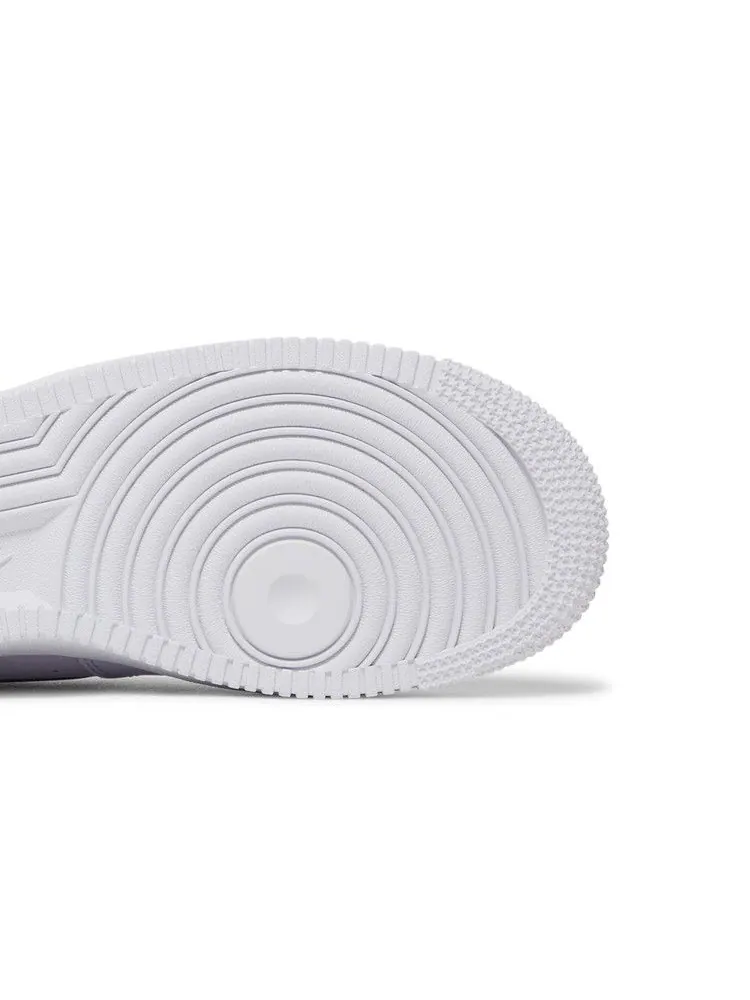 Кроссовки Nike Wmns Air Force 1 '07 Essential 'Pure Violet' — изображение 6 из 9, фиолетовый//белый