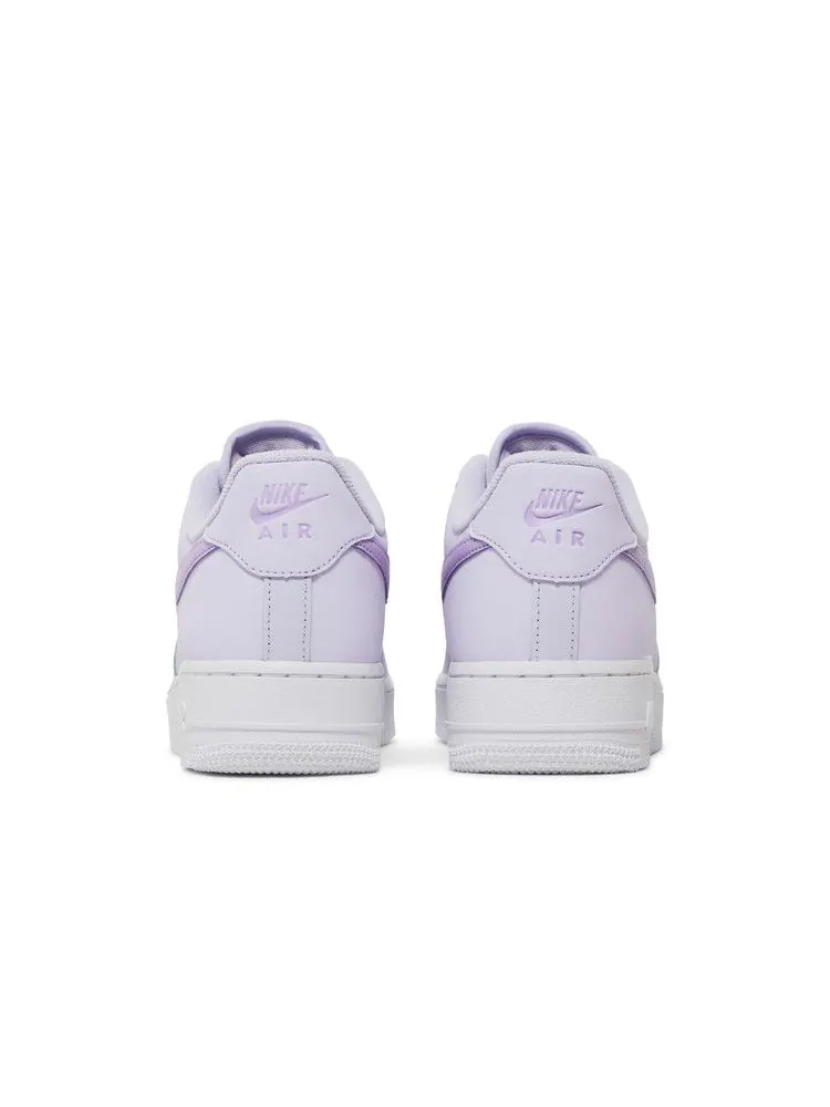 Кроссовки Nike Wmns Air Force 1 '07 Essential 'Pure Violet' — изображение 7 из 9, фиолетовый//белый