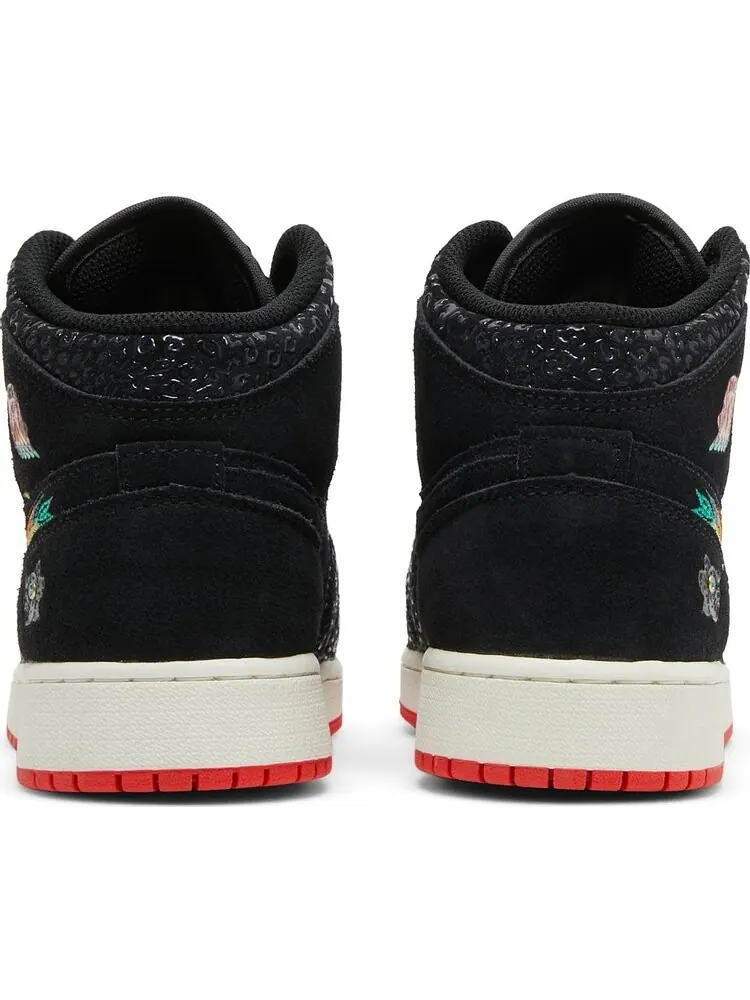 Кроссовки Air Jordan 1 Mid SE GS SiEMPRE Familia — изображение 6 из 8, черный