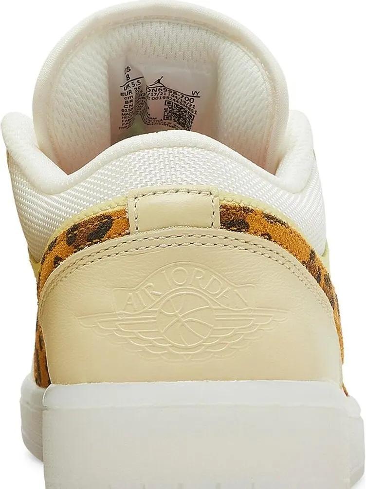 Кроссовки Wmns Air Jordan 1 Low SNKRS Day — изображение 7 из 8, желтый