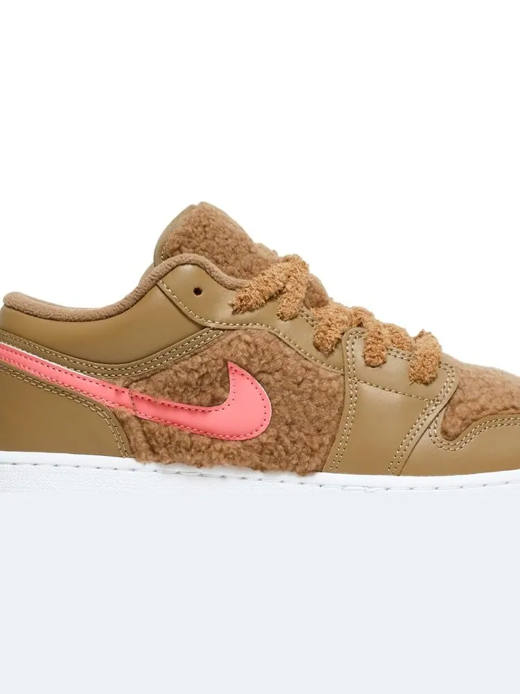 Кроссовки Air Jordan 1 Low Utility GS Teddy Bear — изображение 2 из 8, коричневый