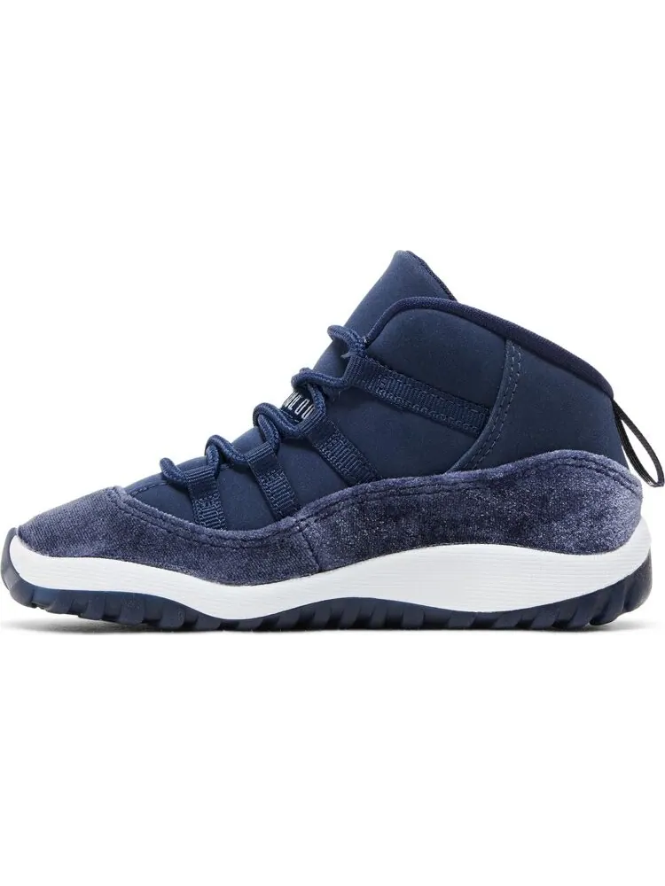 Кроссовки Air Jordan 11 Retro TD Midnight Navy Velvet — изображение 3 из 8, синий