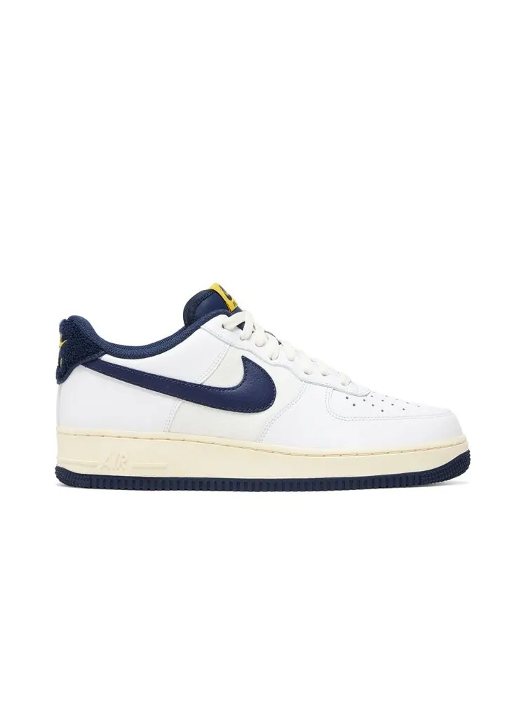 Кроссовки Nike Air Force 1 — изображение 1 из 4, белый