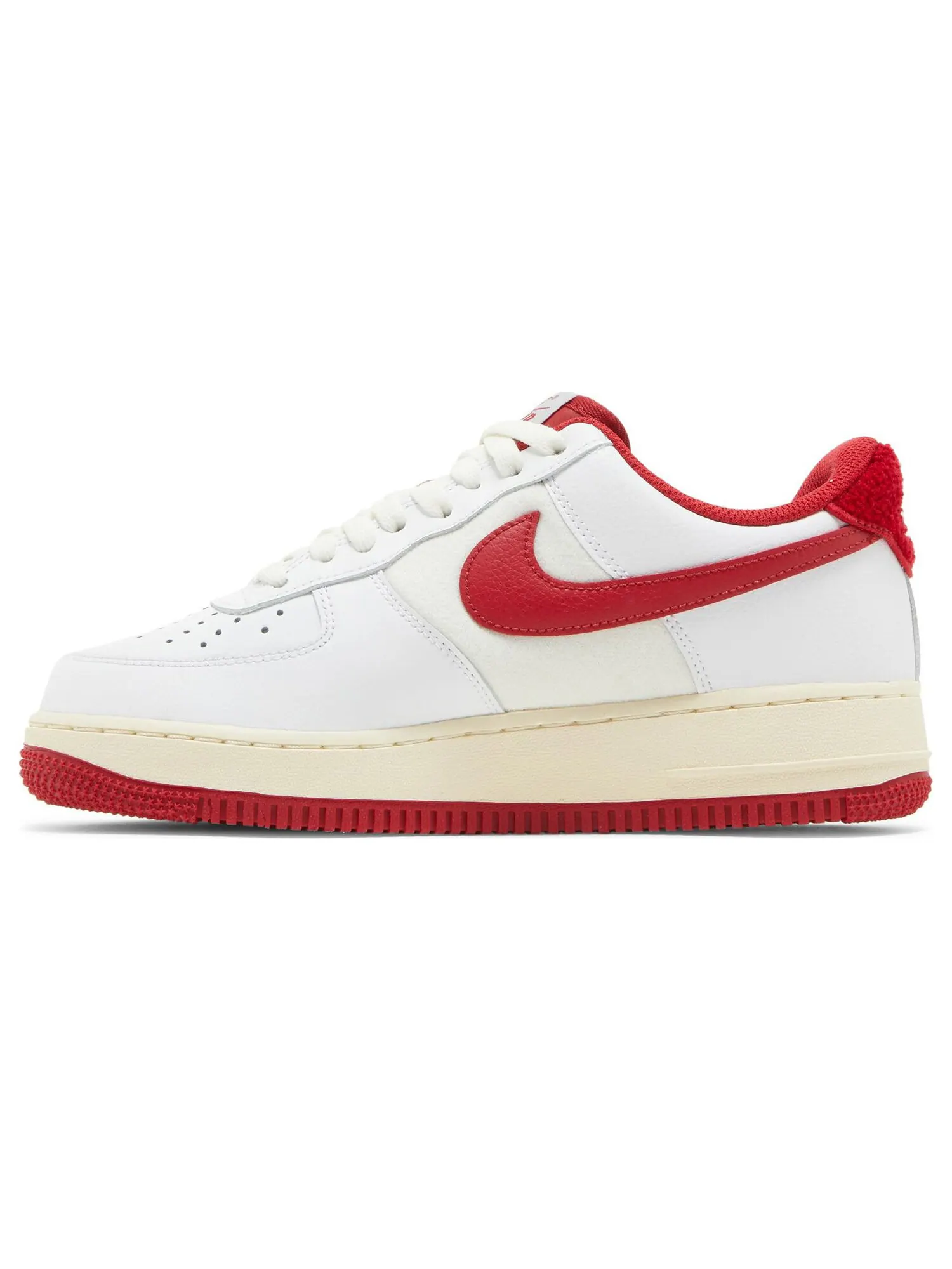 Кроссовки Nike Air Force 1 '07 LV8 'Letterman's Jacket' — изображение 3 из 8, белый