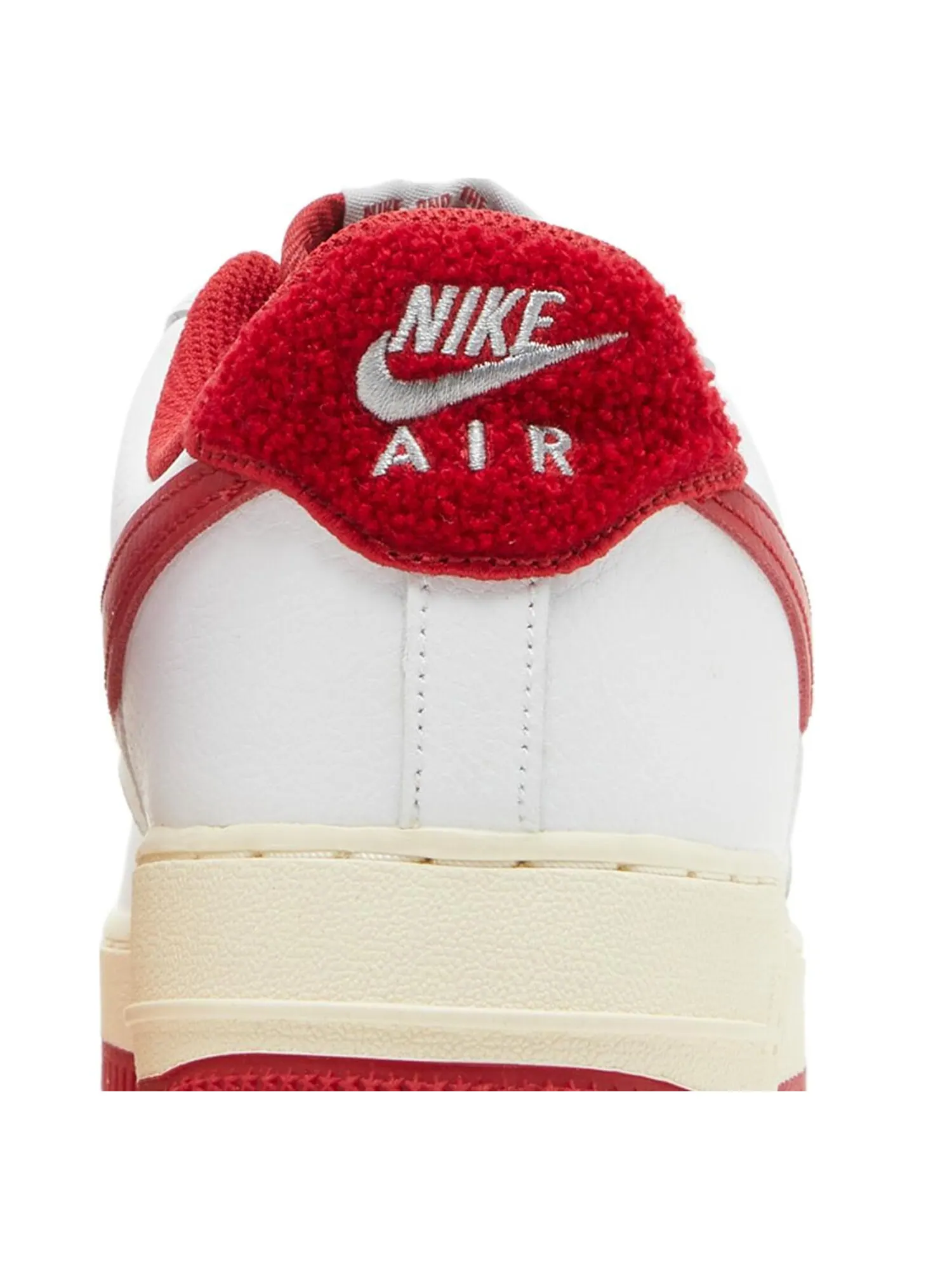 Кроссовки Nike Air Force 1 '07 LV8 'Letterman's Jacket' — изображение 7 из 8, белый