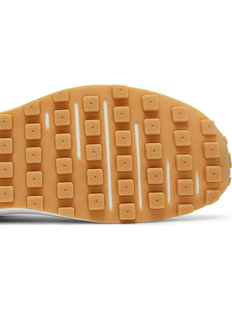 Кроссовки Nike Waffle One SE 'Go The Extra Smile' — изображение 5 из 8, желтый