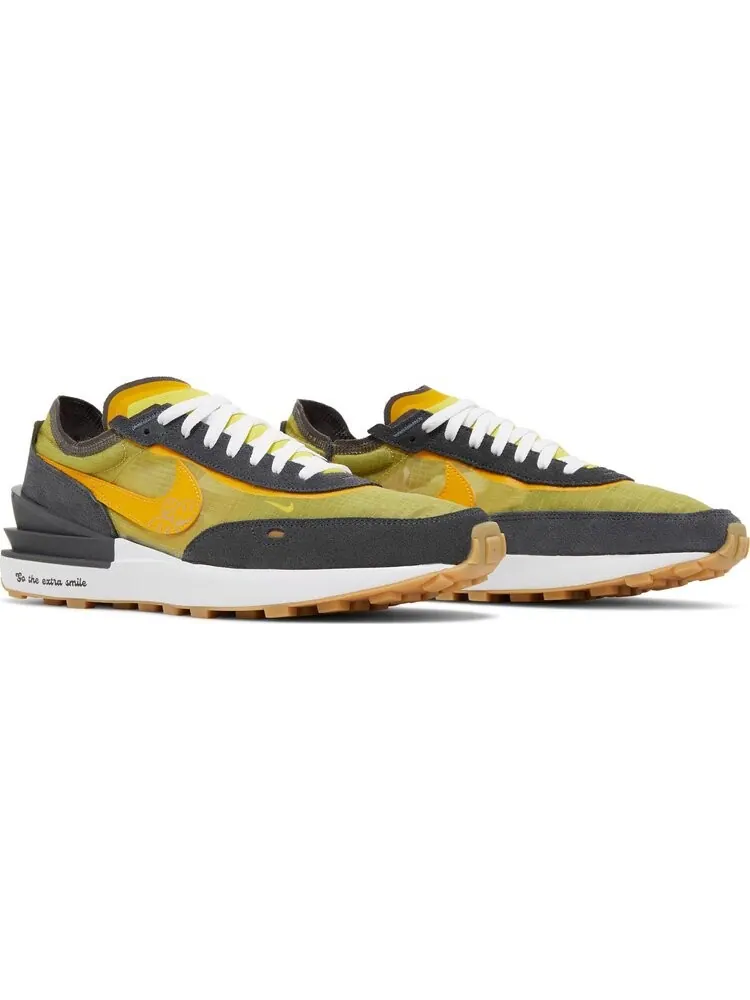 Кроссовки Nike Waffle One SE 'Go The Extra Smile' — изображение 8 из 8, желтый