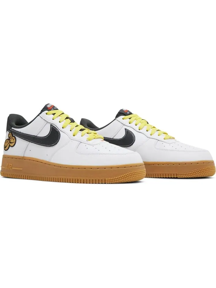 Кроссовки Nike Air Force 1 LV8 'Go The Extra Smile' — изображение 8 из 8, белый