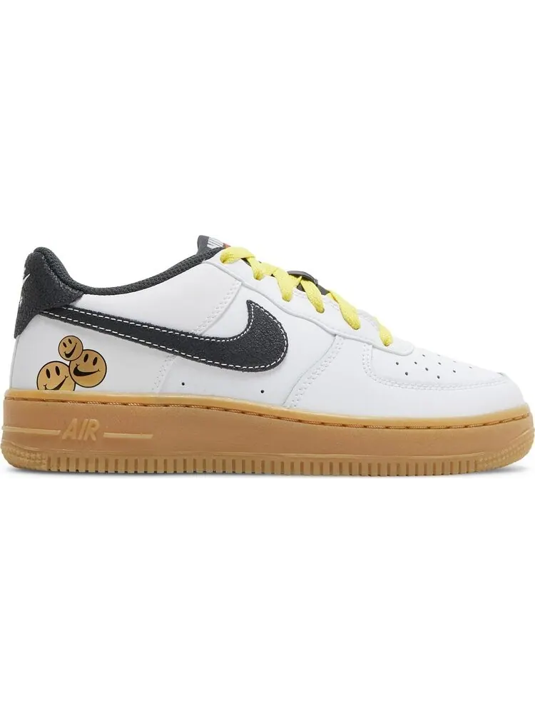 Кроссовки Nike Air Force 1 LV8 GS 'Go the Extra Smile' — изображение 1 из 8, белый