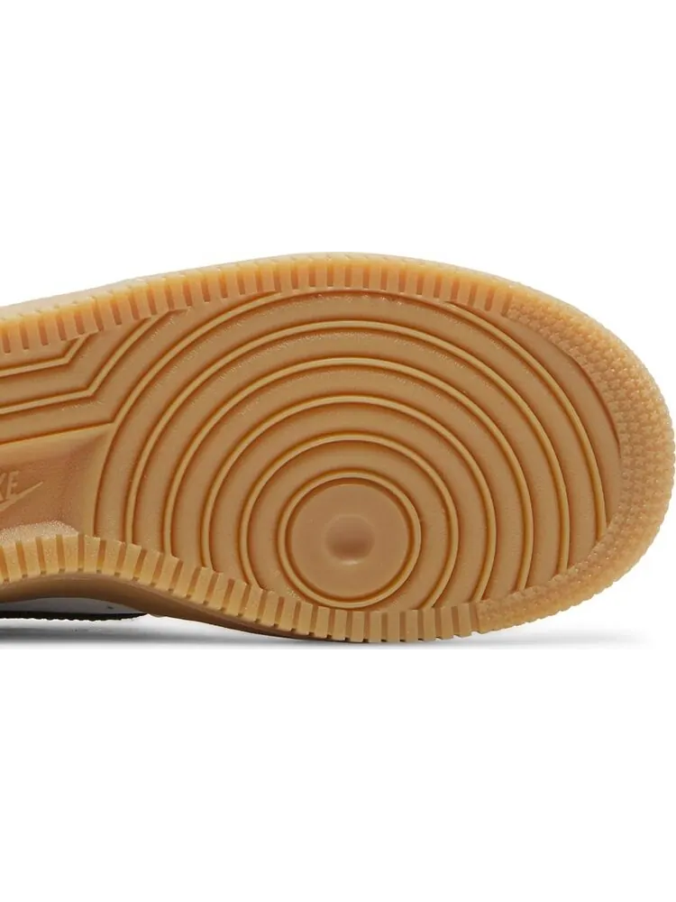Кроссовки Nike Air Force 1 LV8 GS 'Go the Extra Smile' — изображение 5 из 8, белый