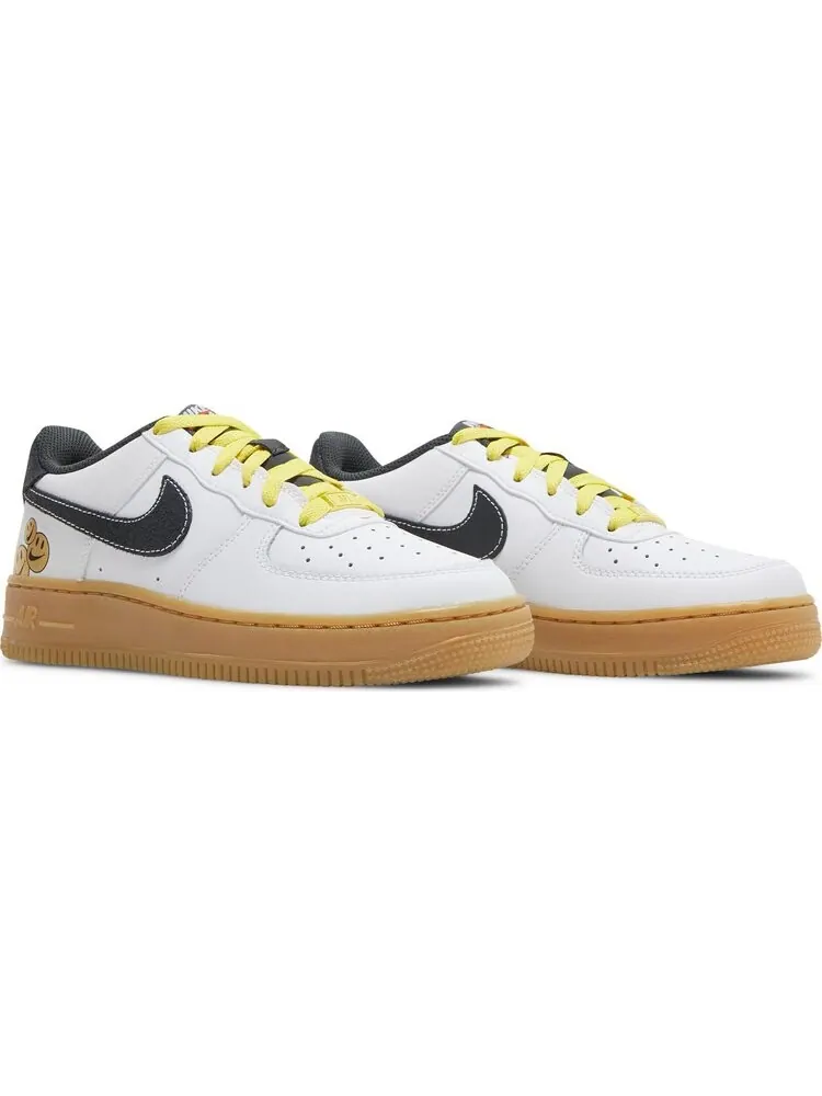Кроссовки Nike Air Force 1 LV8 GS 'Go the Extra Smile' — изображение 8 из 8, белый