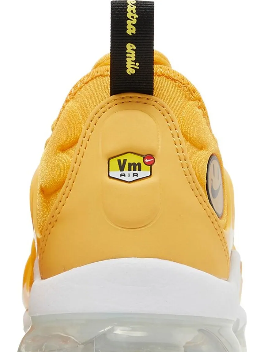 Кроссовки Nike Wmns Air VaporMax Plus 'Go The Extra Smile' — изображение 7 из 8, оранжевый