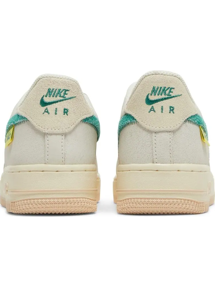 Кроссовки Nike Air Force 1 '07 LV8 GS 'Test of Time' — изображение 6 из 8, бежевый