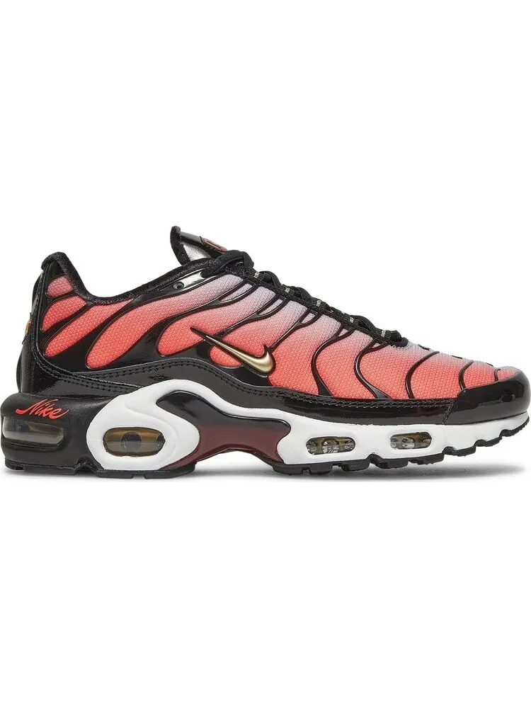 Кроссовки Nike Wmns Air Max Plus 'Sisterhood' — изображение 1 из 8, оранжевый