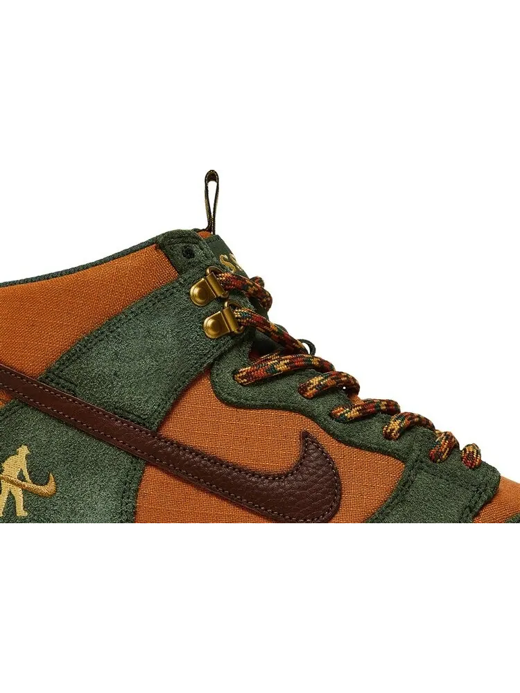 Кроссовки Nike Pass~Port x Dunk High SB 'Workboot' — изображение 2 из 10, зеленый