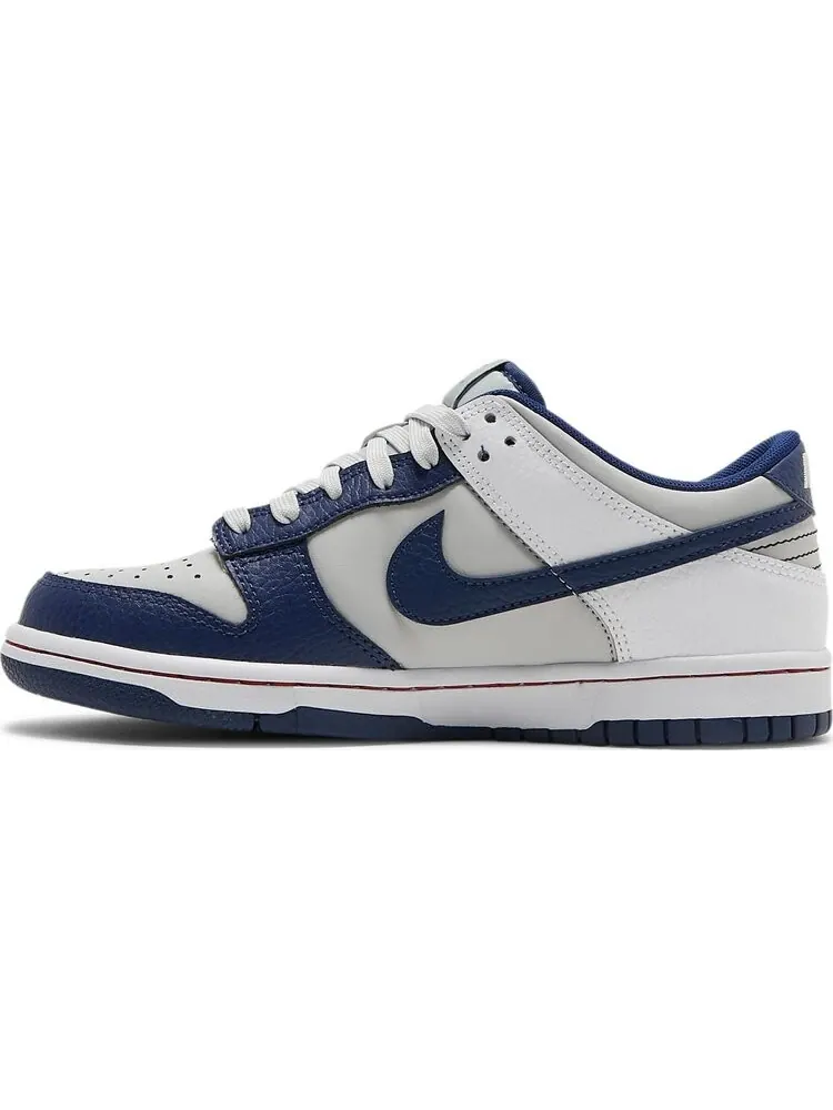 Кроссовки Nike NBA x Dunk Low EMB GS '75th Anniversary - Nets' — изображение 3 из 8, белый