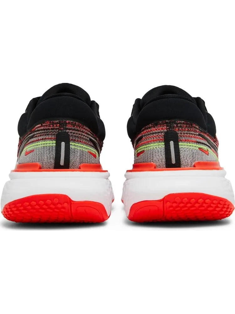Кроссовки Nike ZoomX Invincible Run Flyknit 'Black Bright Crimson' — изображение 6 из 8, черный