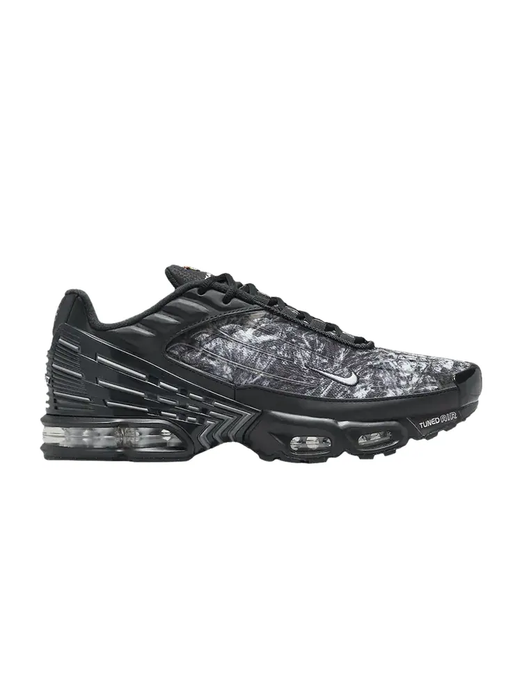 Кроссовки Nike Air Max Plus 3 'Black Graphic' — изображение 1 из 1
