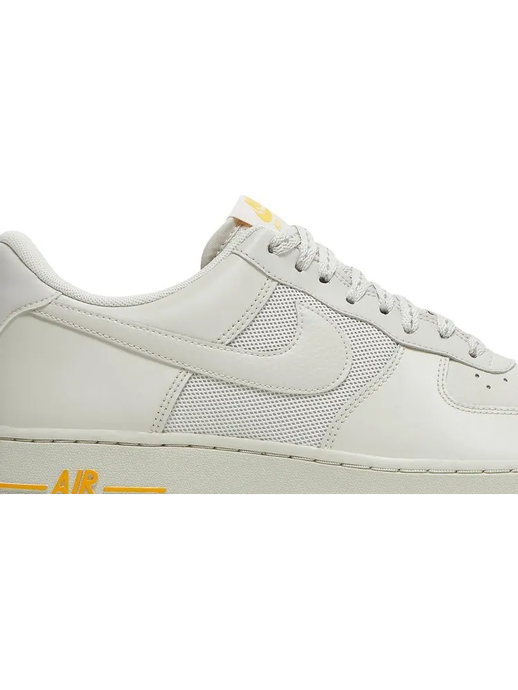Кроссовки Nike Air Force 1 Low 'Reflective Light Bone' — изображение 2 из 8, белый