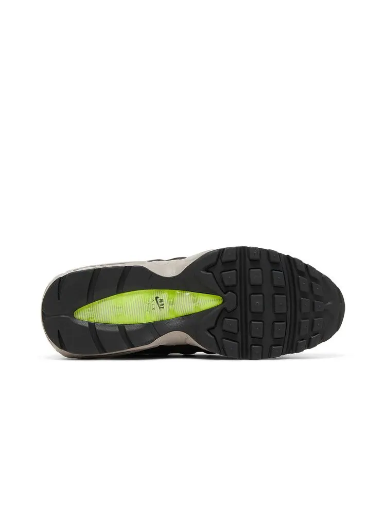 Кроссовки Nike Air Max 95 'Speed Lacing - Off Noir Volt' — изображение 5 из 9, черный//серый/серый