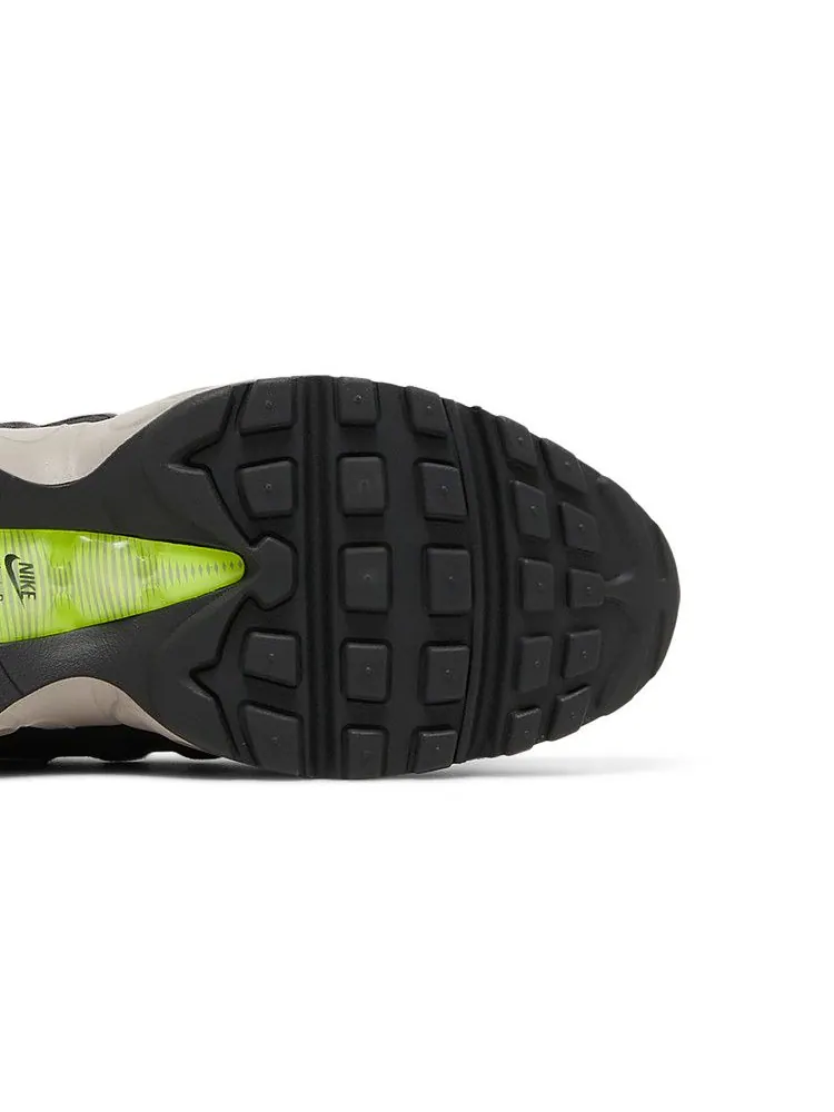 Кроссовки Nike Air Max 95 'Speed Lacing - Off Noir Volt' — изображение 6 из 9, черный//серый/серый