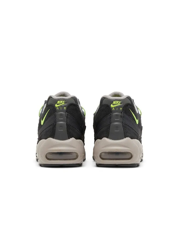 Кроссовки Nike Air Max 95 'Speed Lacing - Off Noir Volt' — изображение 7 из 9, черный//серый/серый