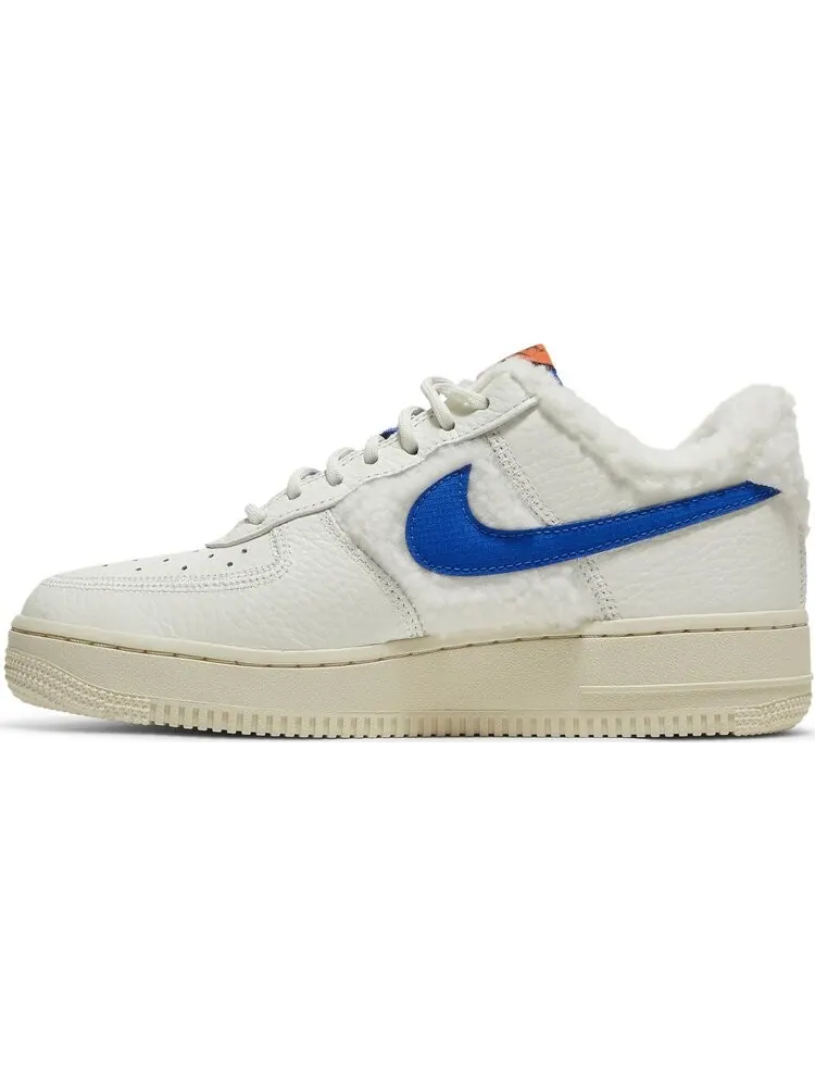 Кроссовки Nike Wmns Air Force 1 '07 'Sherpa Fleece' — изображение 3 из 8, бежевый